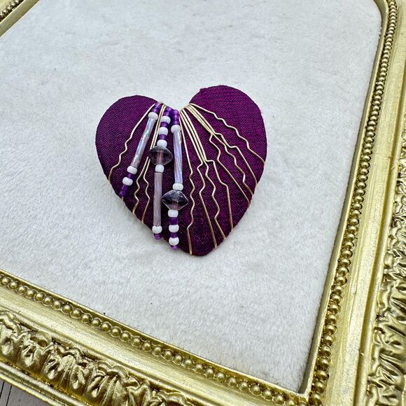 Vintage Purple Heart Brooch Pin Artist Designed - Picture 3 of 4